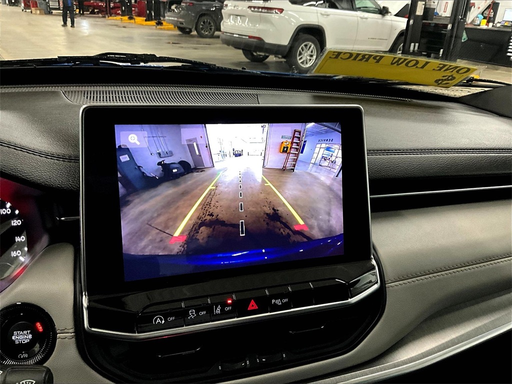 2024 Jeep Compass Limited - Photo 19