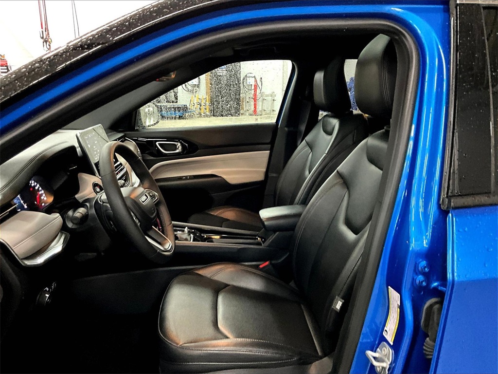 2024 Jeep Compass Limited - Photo 10