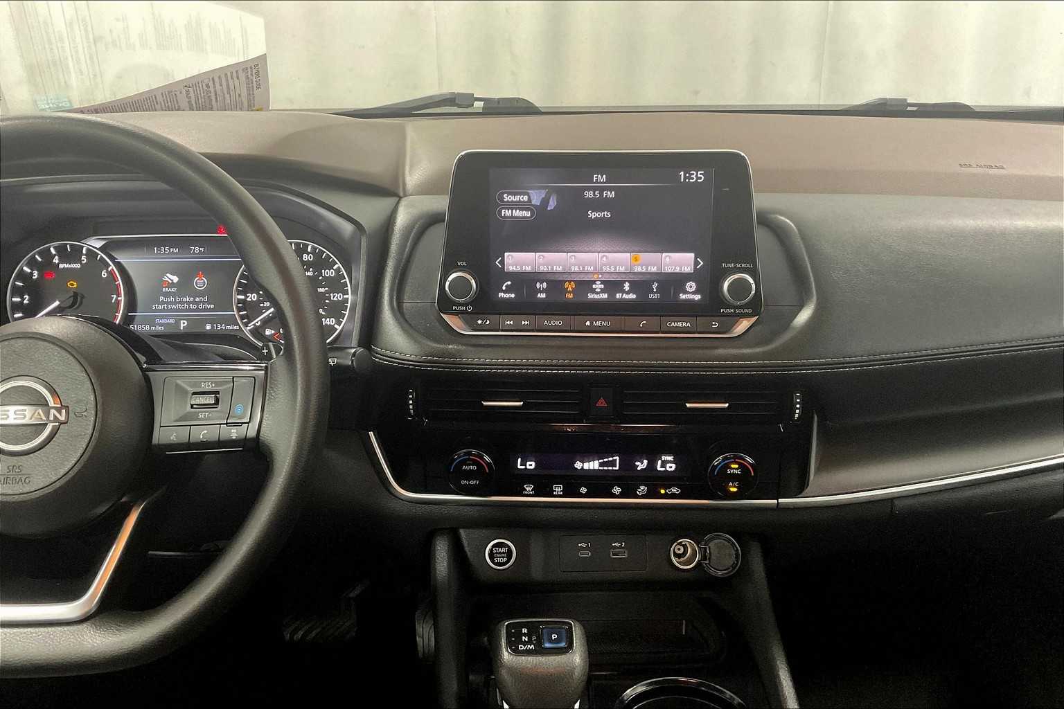 2022 Nissan Rogue SV - Photo 18