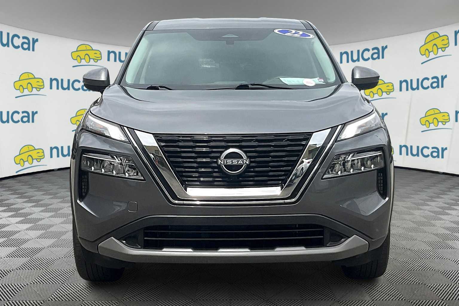 2022 Nissan Rogue SV - Photo 2