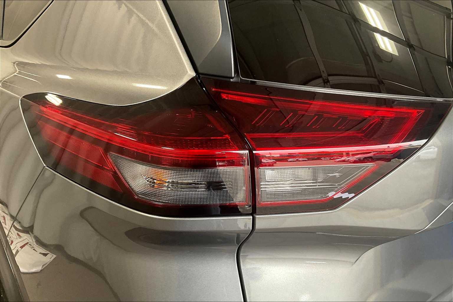 2022 Nissan Rogue SV - Photo 33