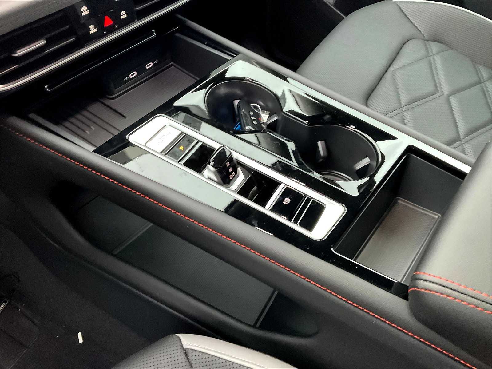 2026 Volkswagen Atlas 2.0T Peak Edition - Photo 14