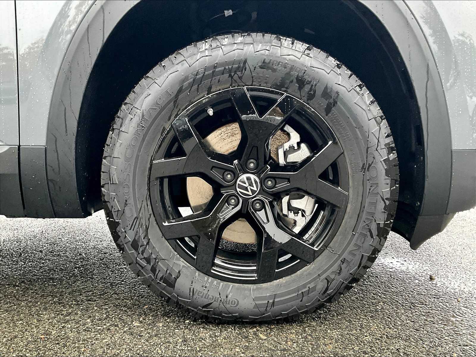 2026 Volkswagen Atlas 2.0T Peak Edition - Photo 8
