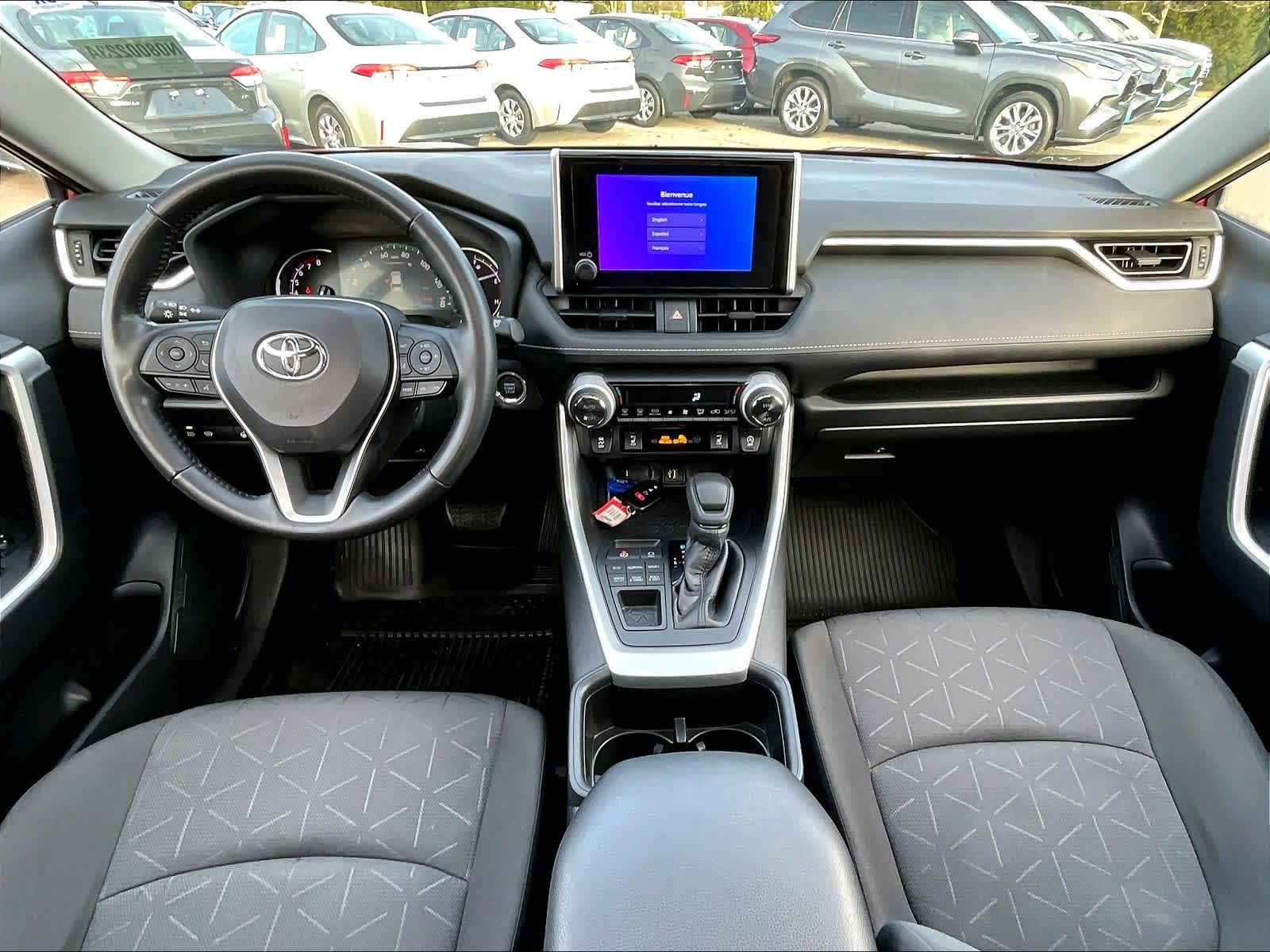 2023 Toyota RAV4 XLE - Photo 21
