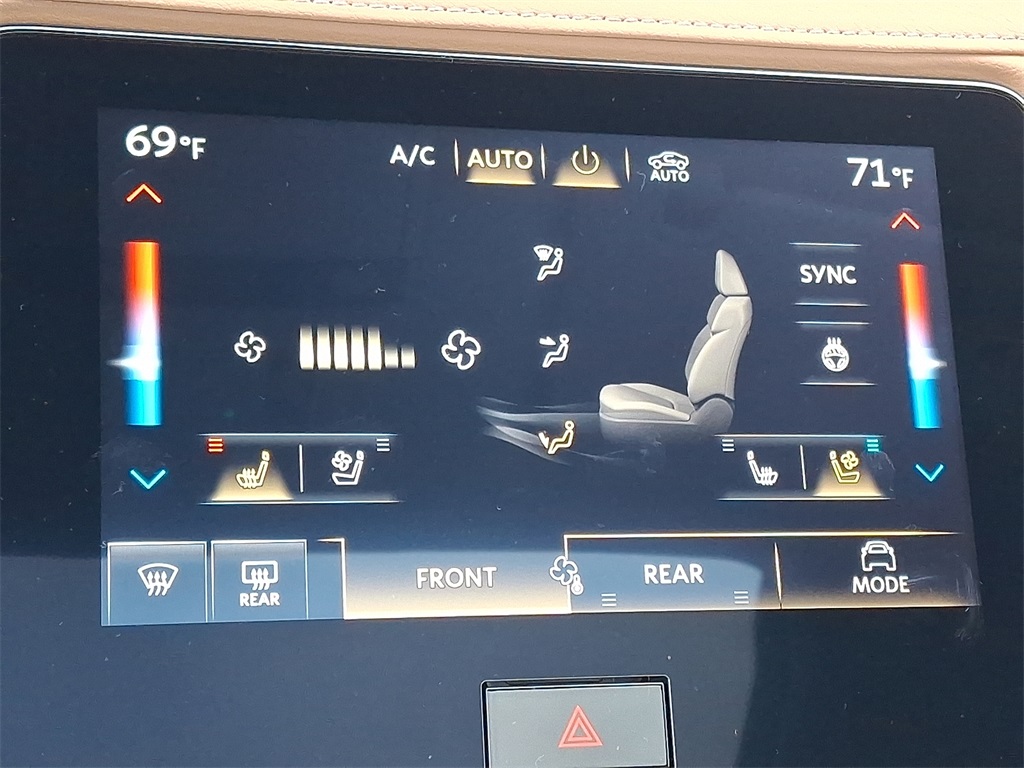 2026 INFINITI QX80 LUXE - Photo 13