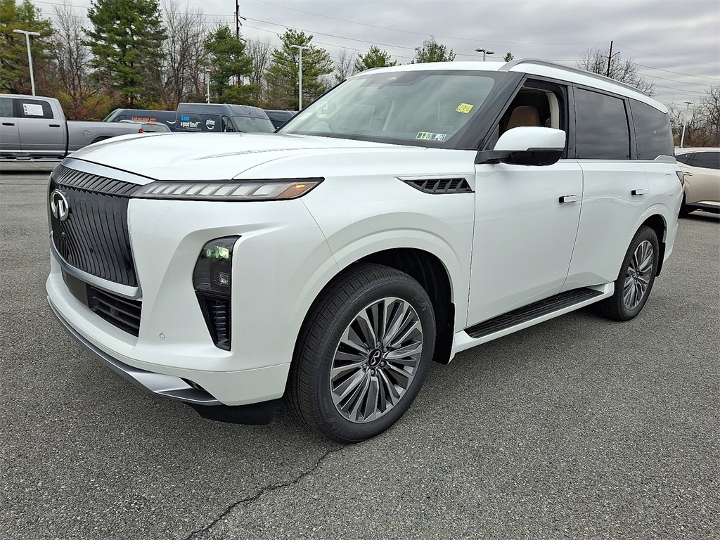 2026 INFINITI QX80 LUXE - Photo 2