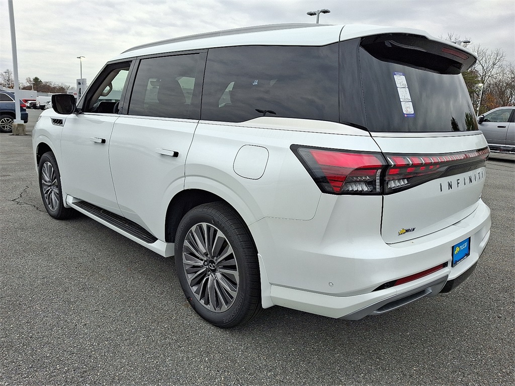 2026 INFINITI QX80 LUXE - Photo 3