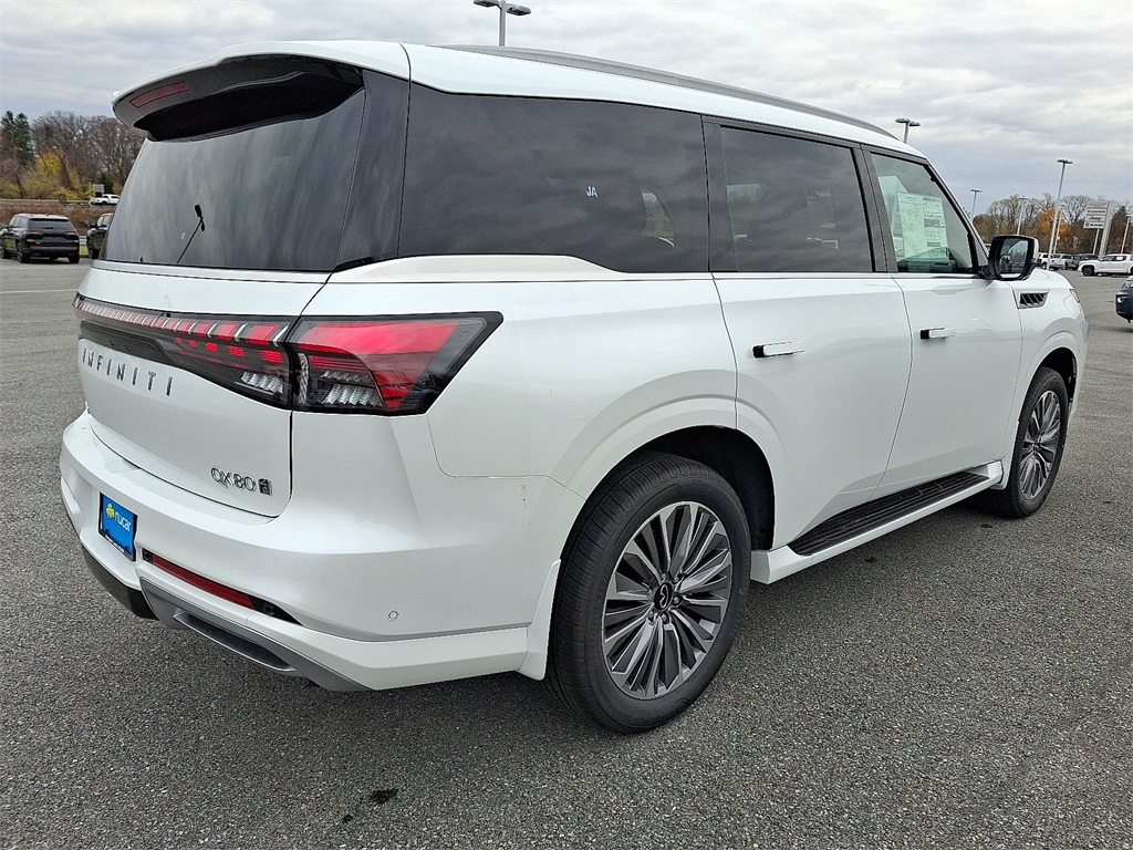 2026 INFINITI QX80 LUXE - Photo 4