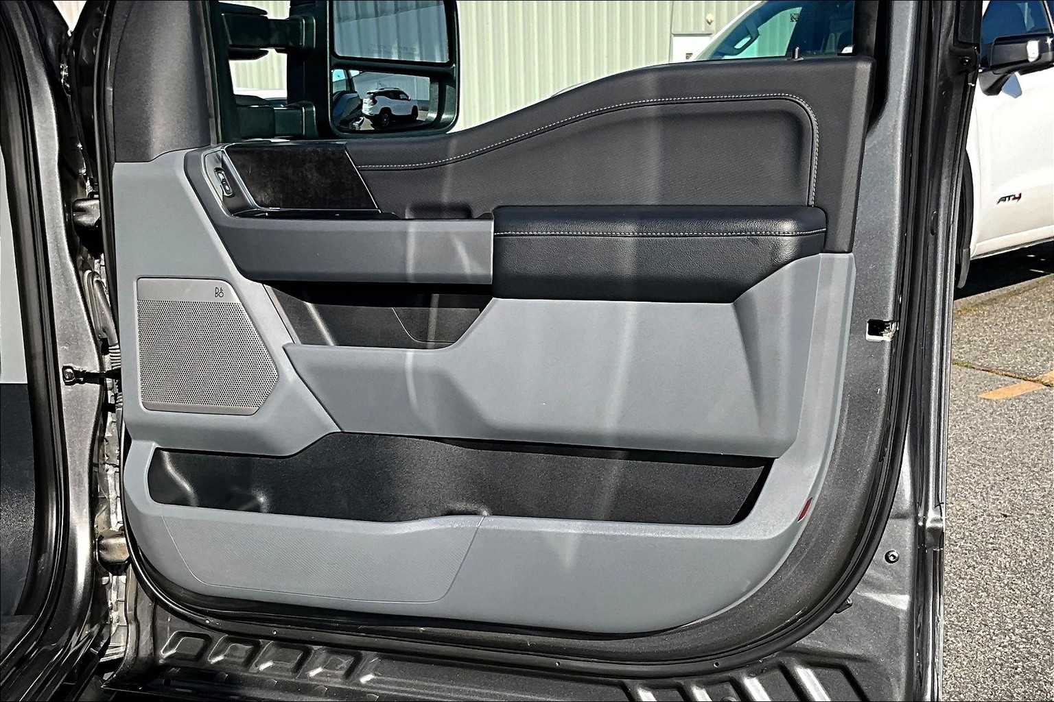 2022 Ford F-150 XLT - Photo 12