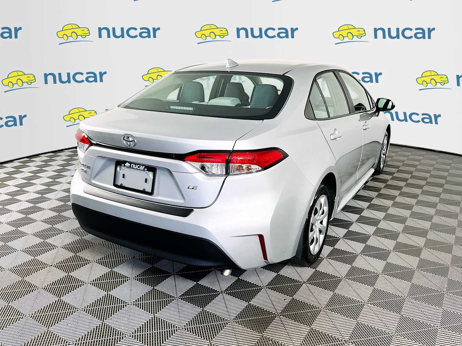 2024 Toyota Corolla LE - Photo 7