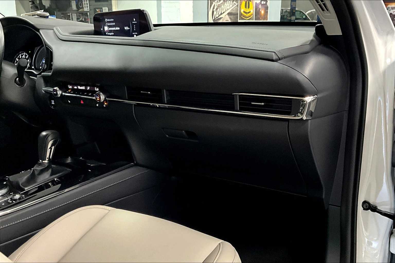 2024 Mazda CX-30 2.5 S Preferred Package - Photo 13