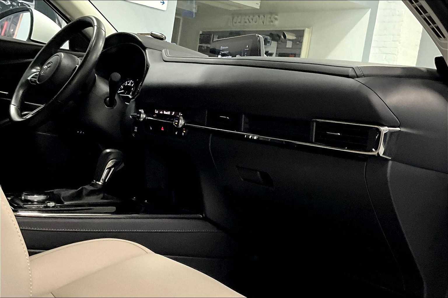 2024 Mazda CX-30 2.5 S Preferred Package - Photo 14