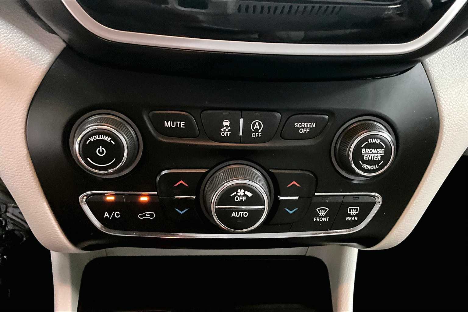 2019 Jeep Cherokee Limited - Photo 26