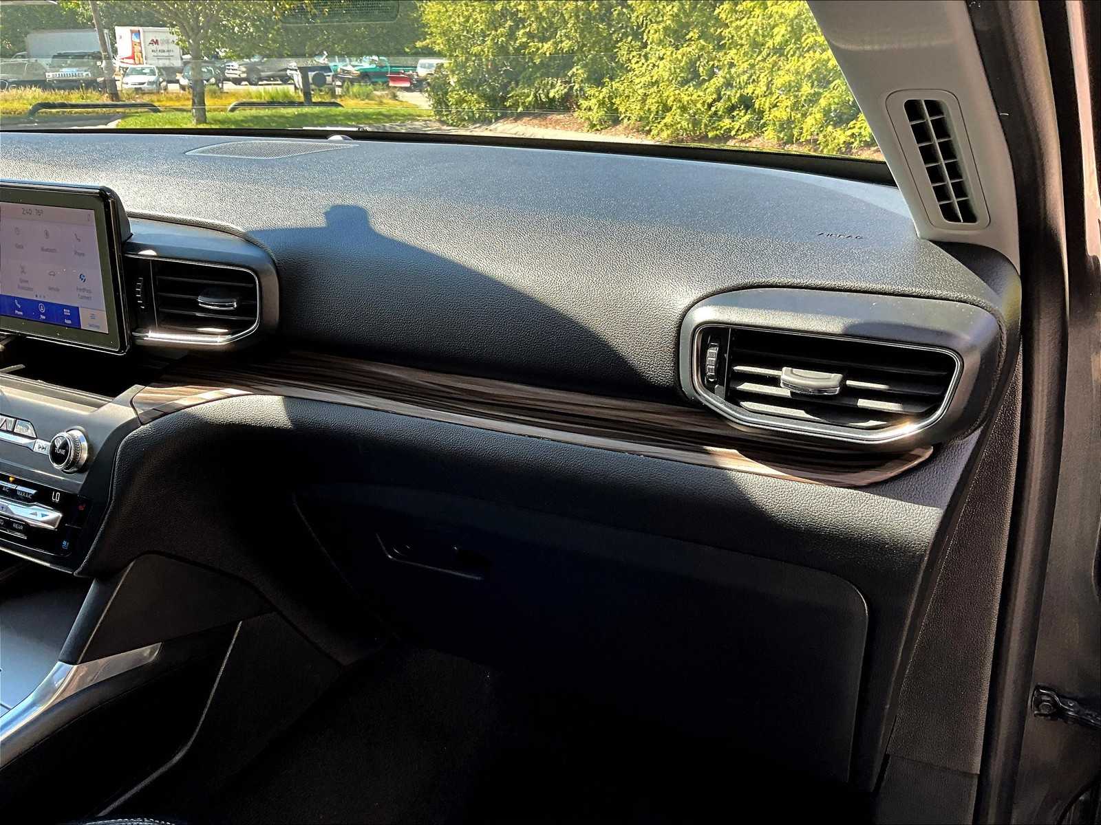 2020 Ford Explorer Limited - Photo 13