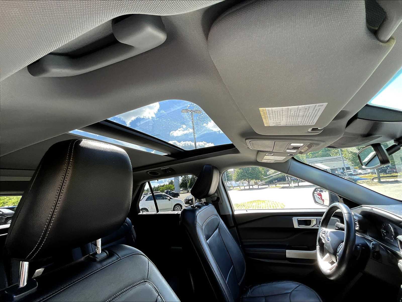 2020 Ford Explorer Limited - Photo 23