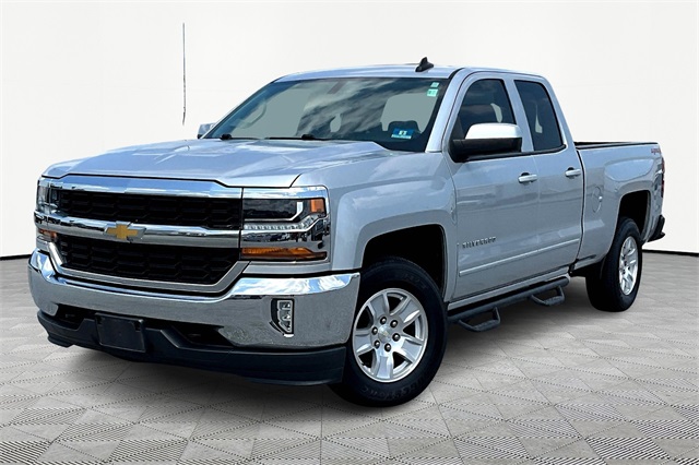 2018 Chevrolet Silverado 1500 LT - Photo 3