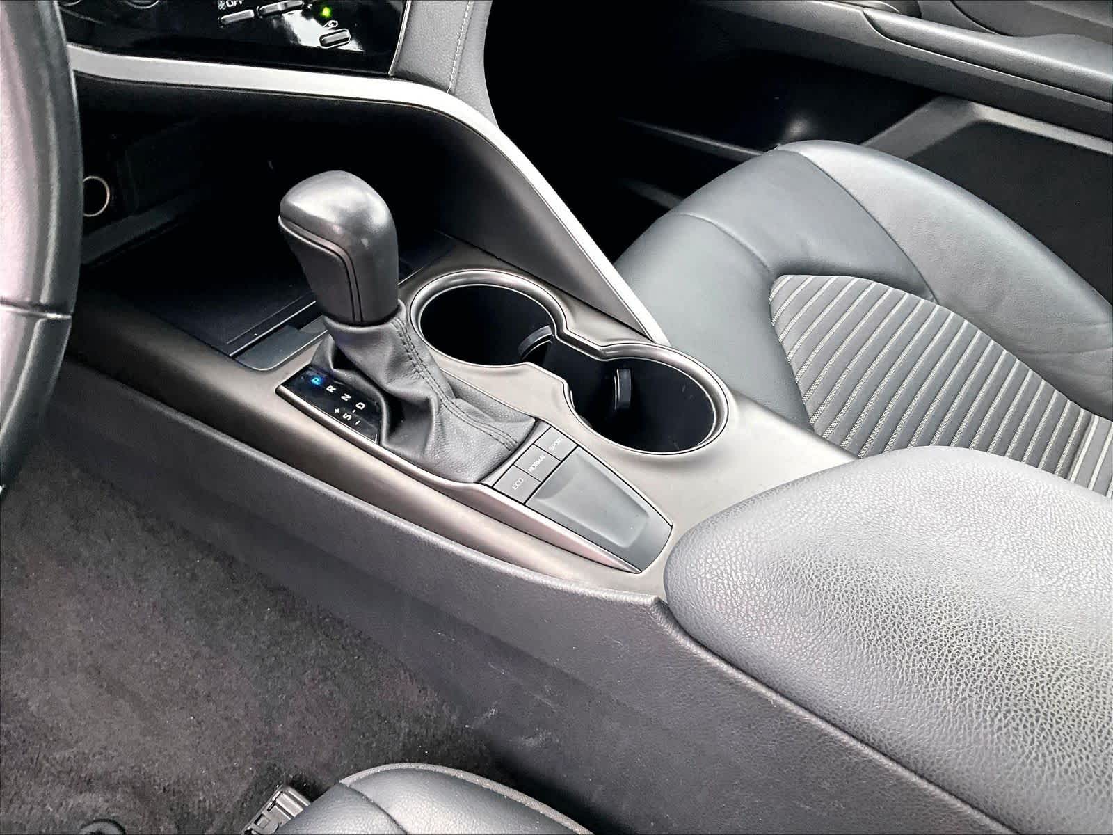 2023 Toyota Camry SE - Photo 20