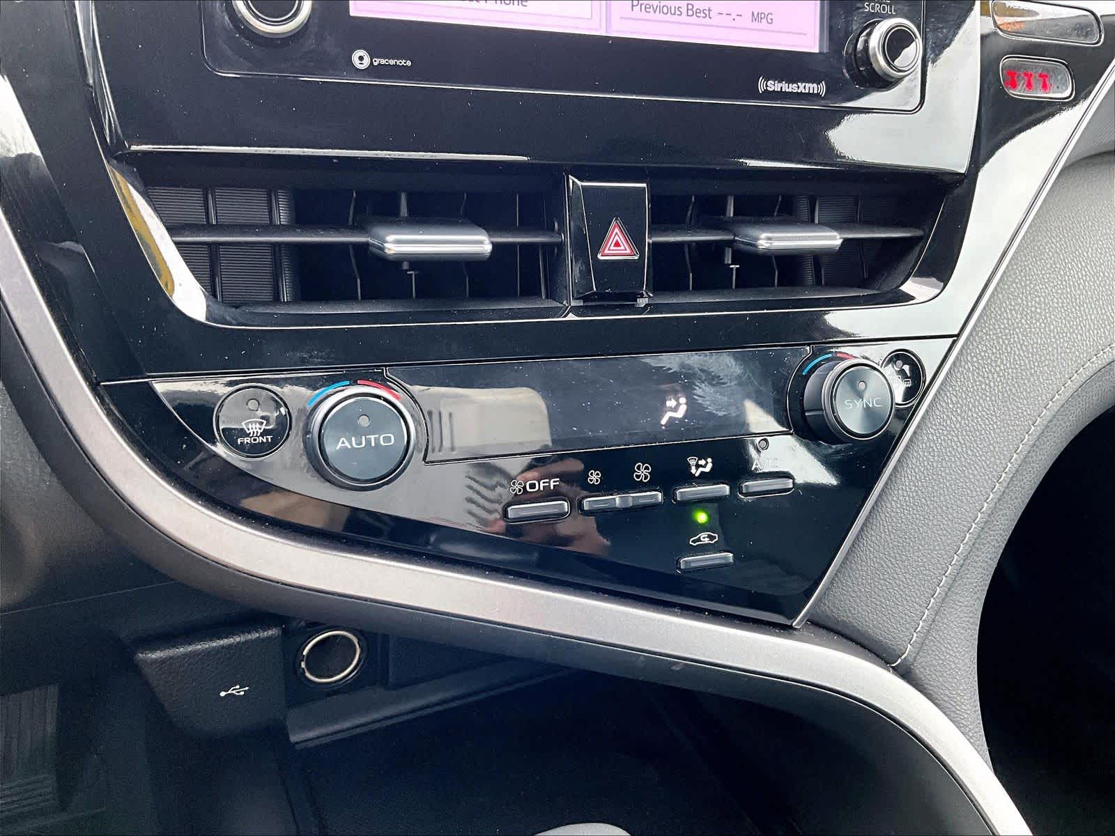 2023 Toyota Camry SE - Photo 26