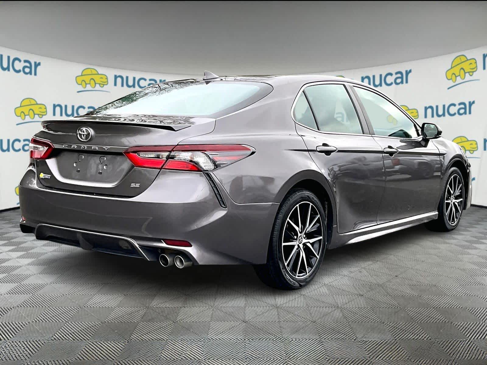 2023 Toyota Camry SE - Photo 6