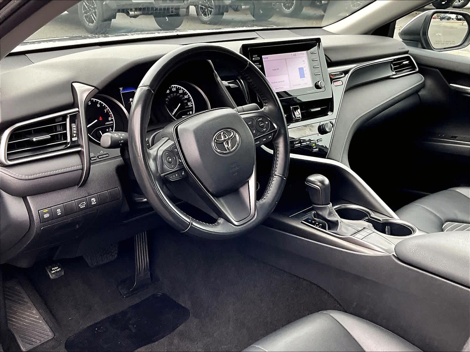 2023 Toyota Camry SE - Photo 8