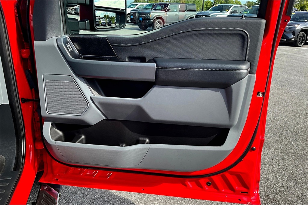 2022 Ford F-150 XLT - Photo 12