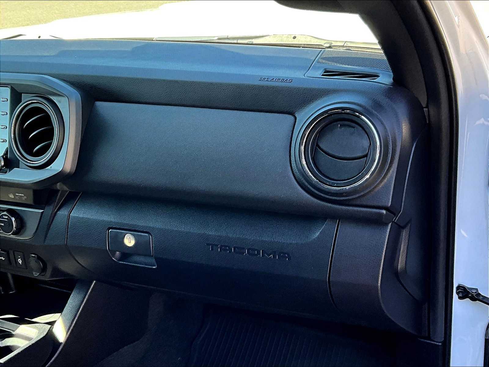 2021 Toyota Tacoma TRD Sport - Photo 13