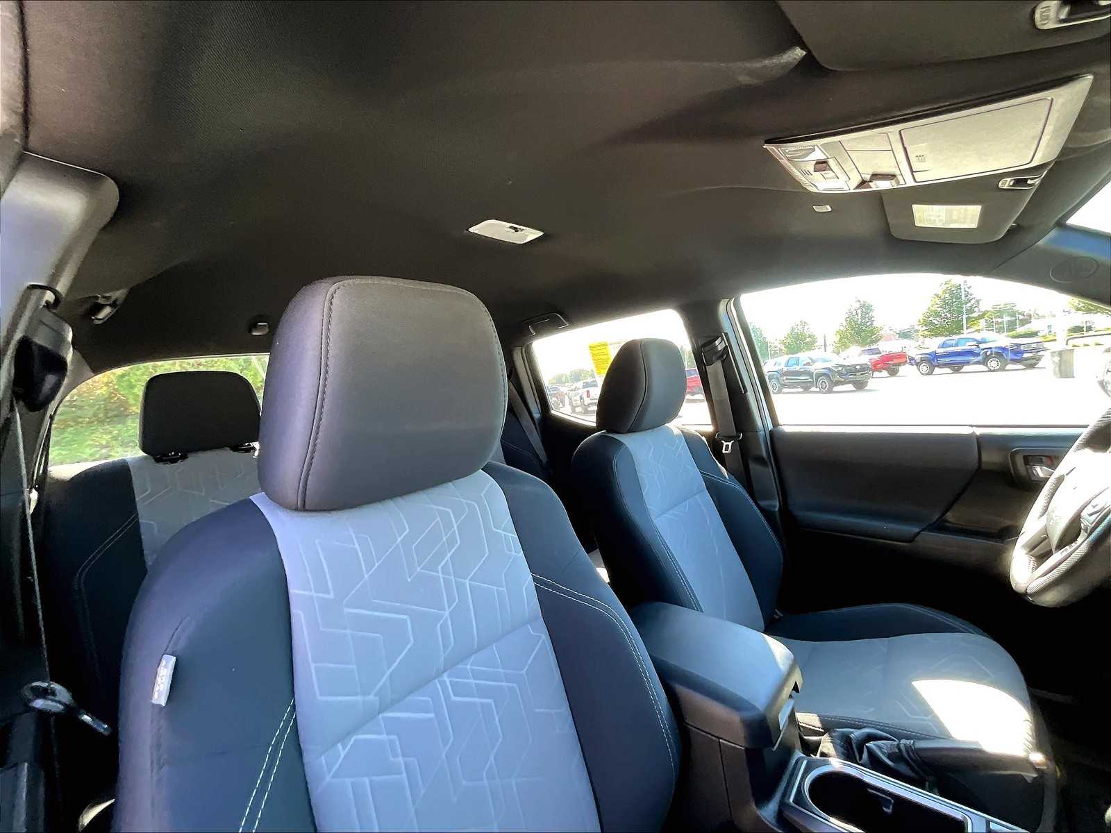 2021 Toyota Tacoma TRD Sport - Photo 22