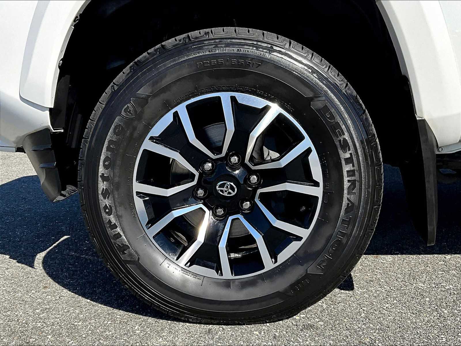 2021 Toyota Tacoma TRD Sport - Photo 7