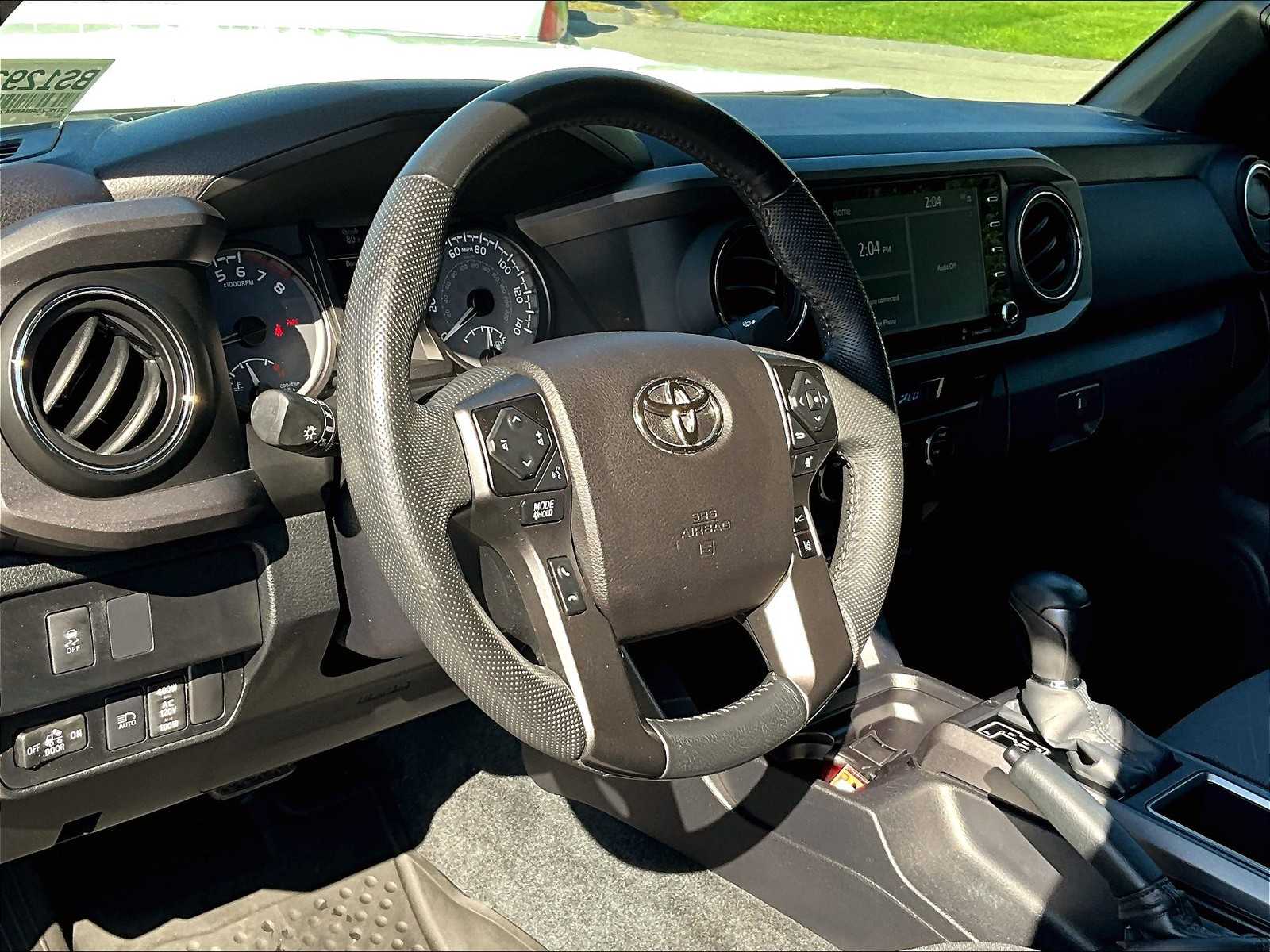 2021 Toyota Tacoma TRD Sport - Photo 8