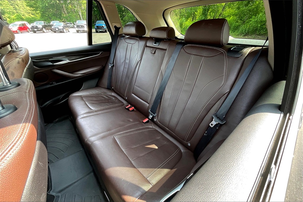 2016 BMW X5 xDrive35i - Photo 24