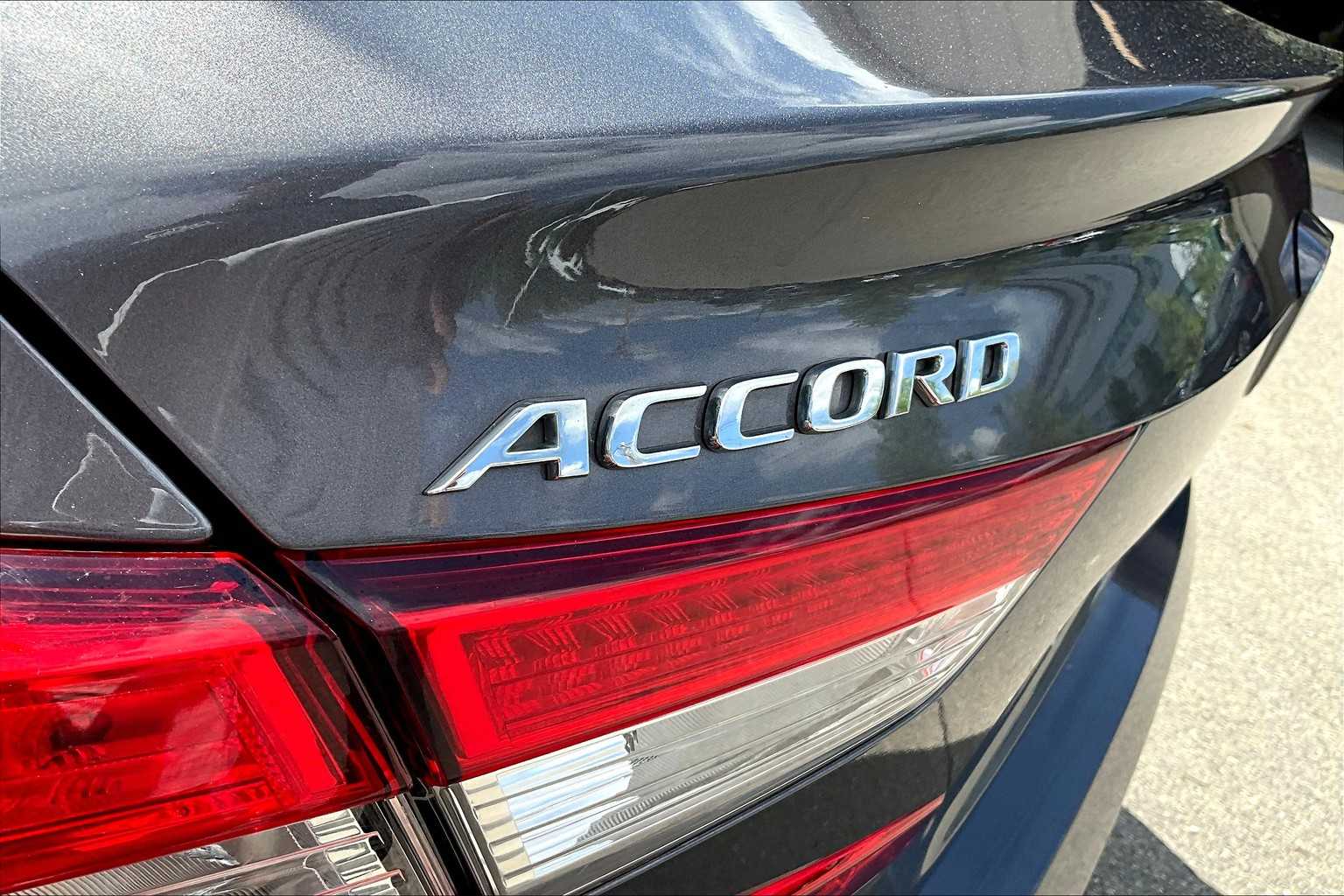 2020 Honda Accord LX - Photo 26