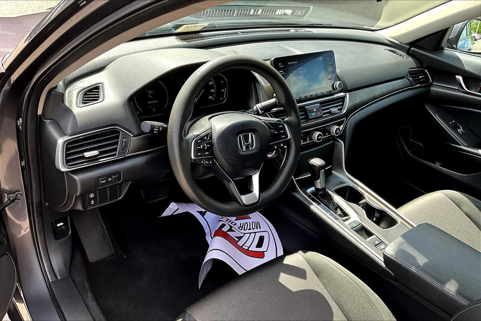 2020 Honda Accord LX - Photo 8