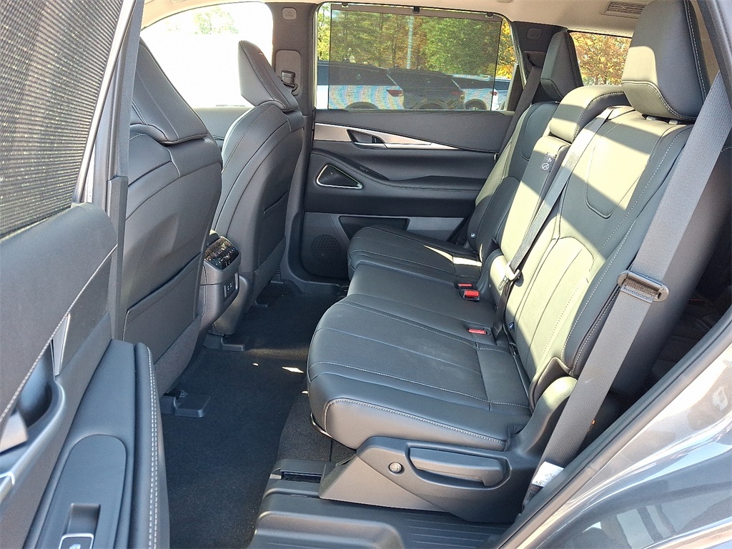 2026 INFINITI QX60 LUXE - Photo 6