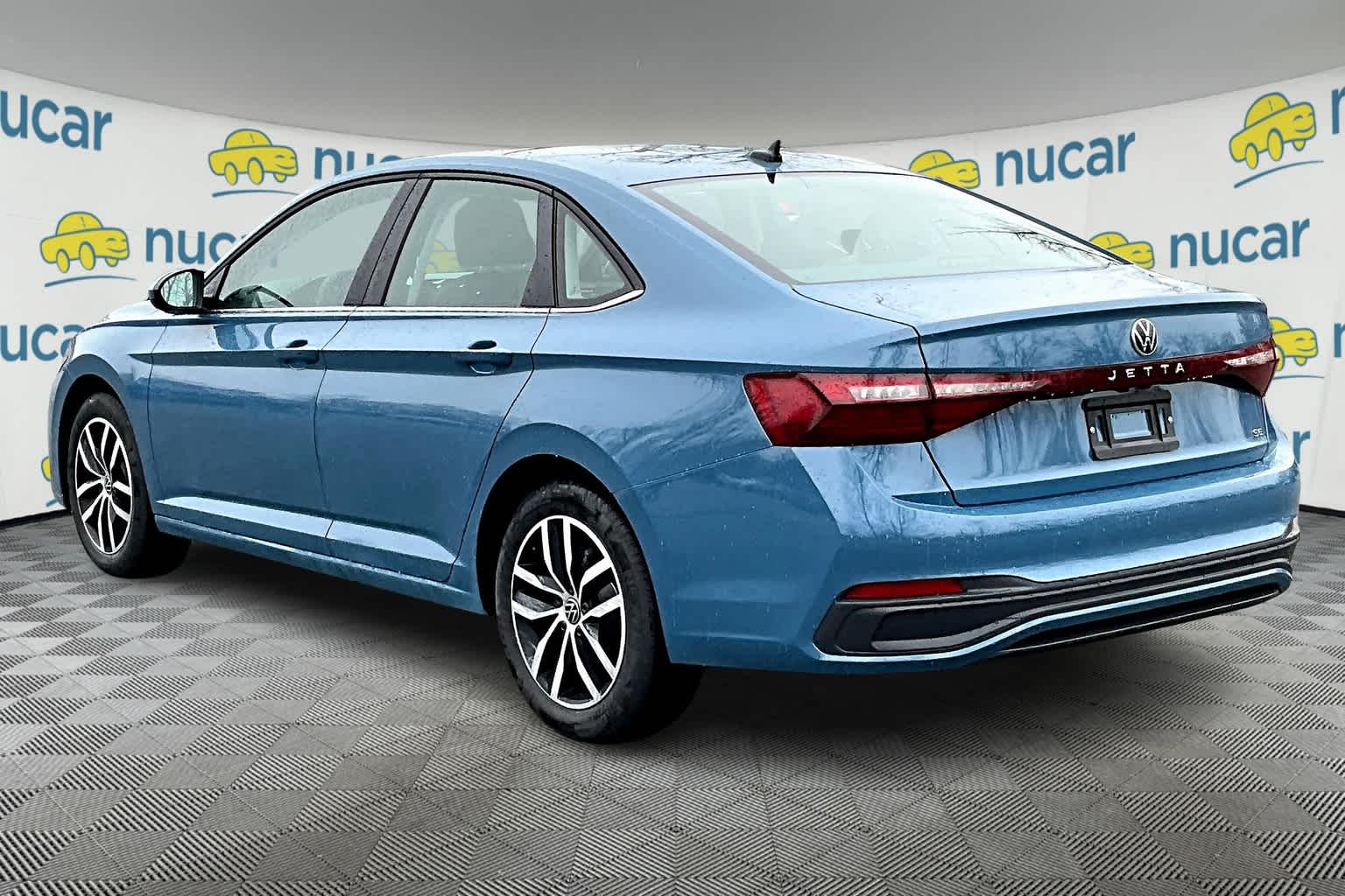 2025 Volkswagen Jetta SE - Photo 5