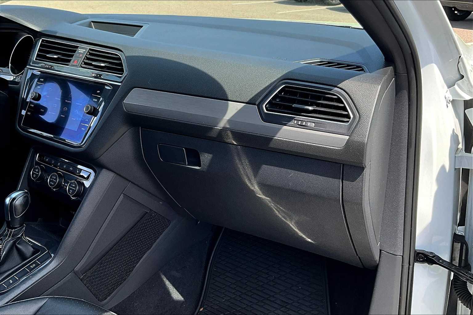 2021 Volkswagen Tiguan SE R-Line Black - Photo 13