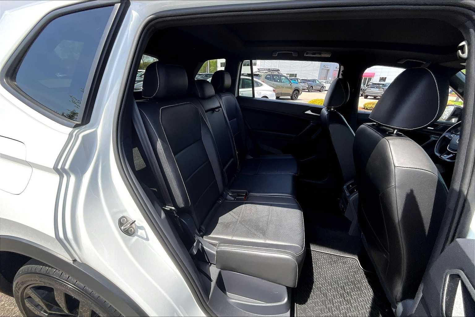 2021 Volkswagen Tiguan SE R-Line Black - Photo 16