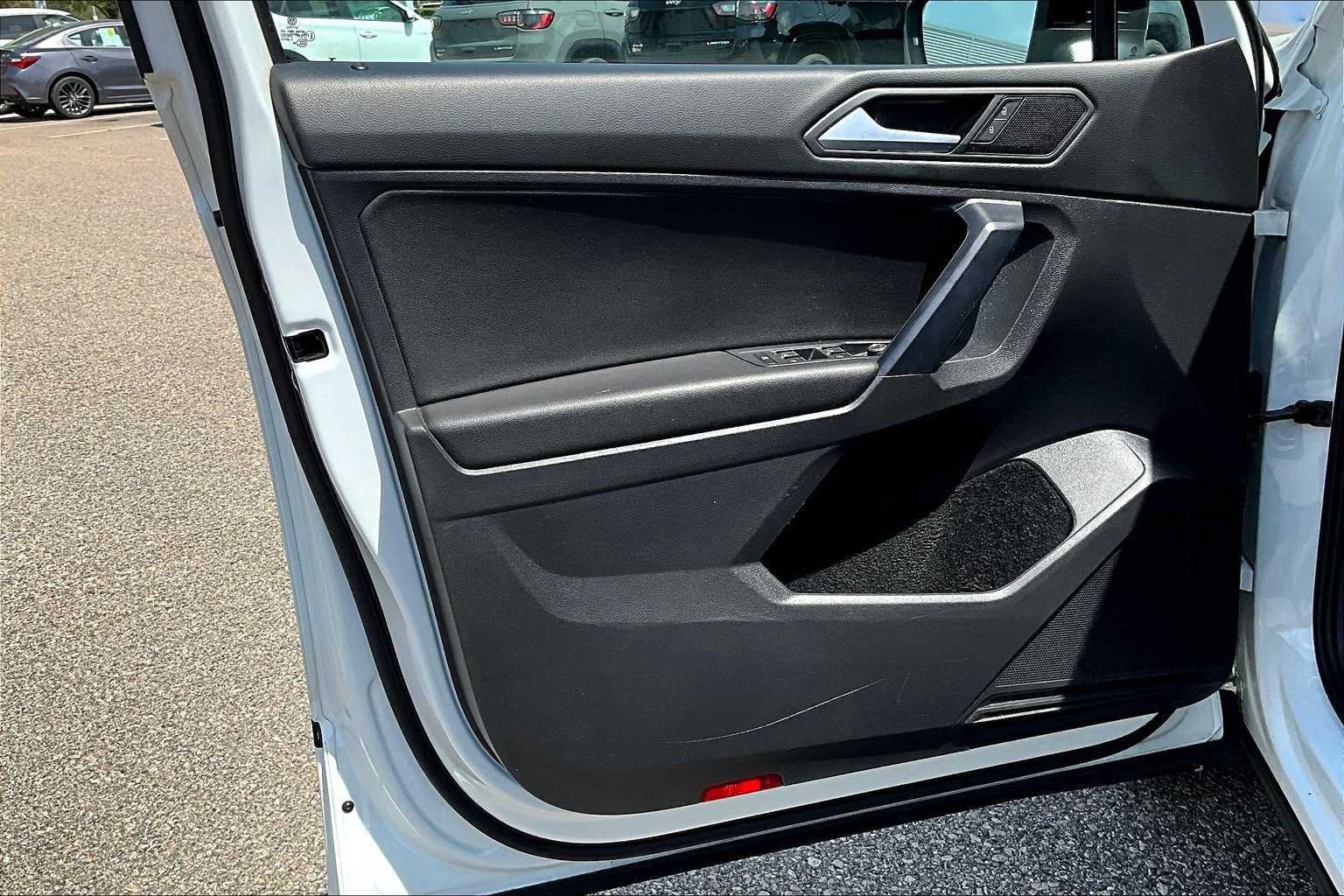 2021 Volkswagen Tiguan SE R-Line Black - Photo 9