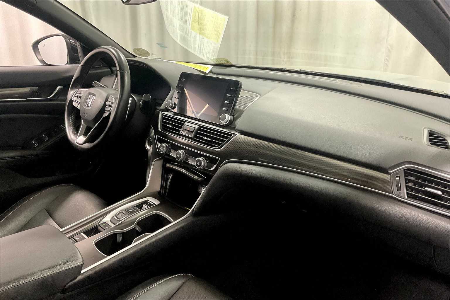 2022 Honda Accord Sport - Photo 14
