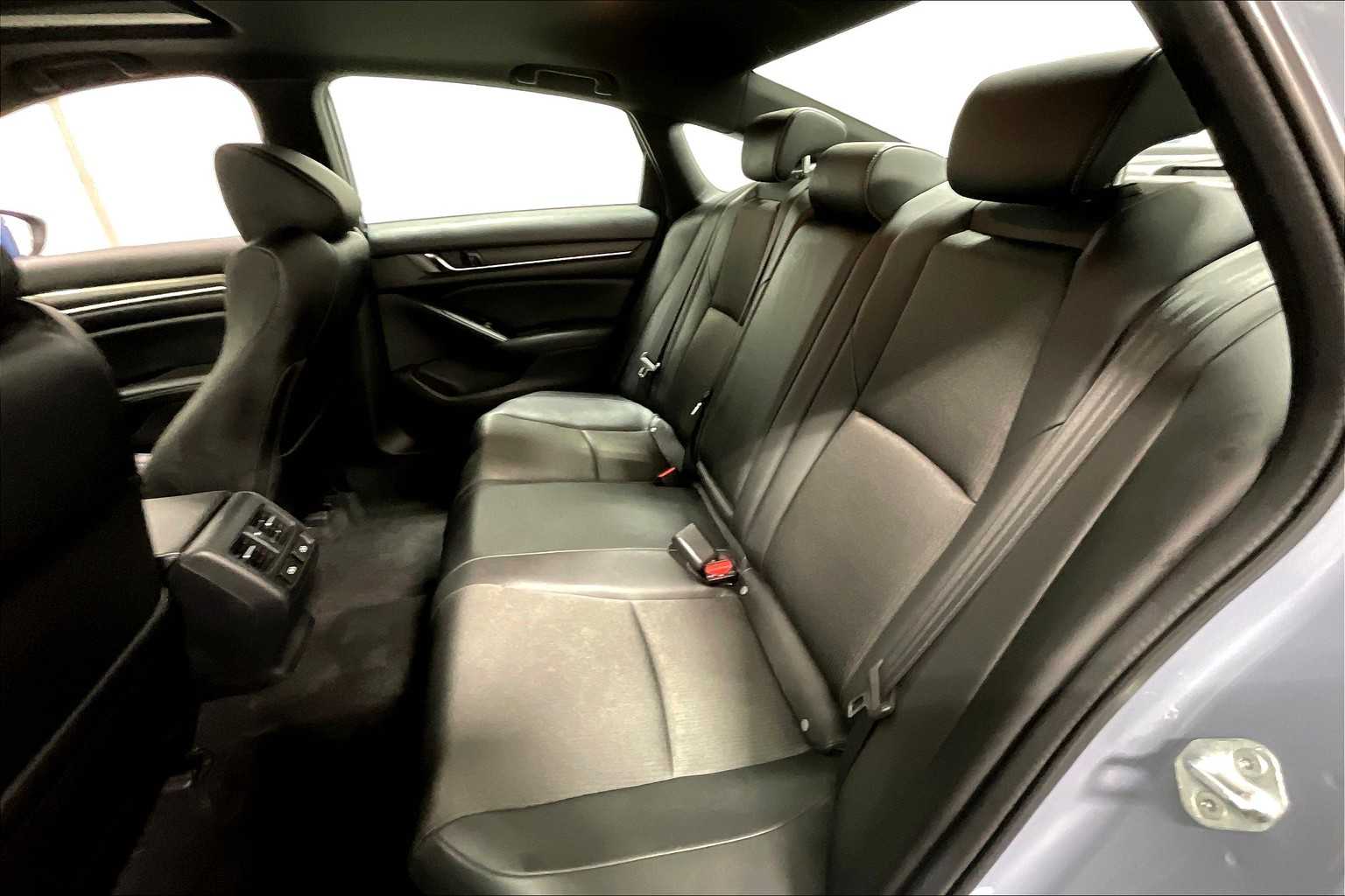 2022 Honda Accord Sport - Photo 15