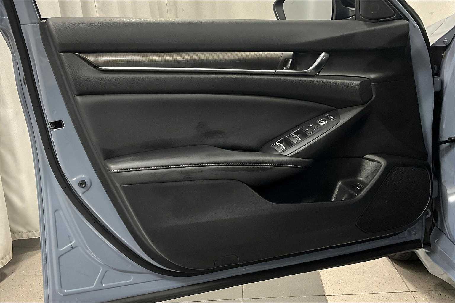 2022 Honda Accord Sport - Photo 9