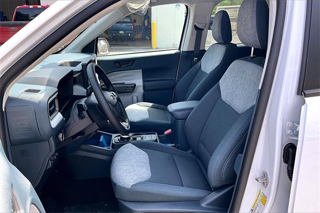 2025 Ford Maverick XLT - Photo 10