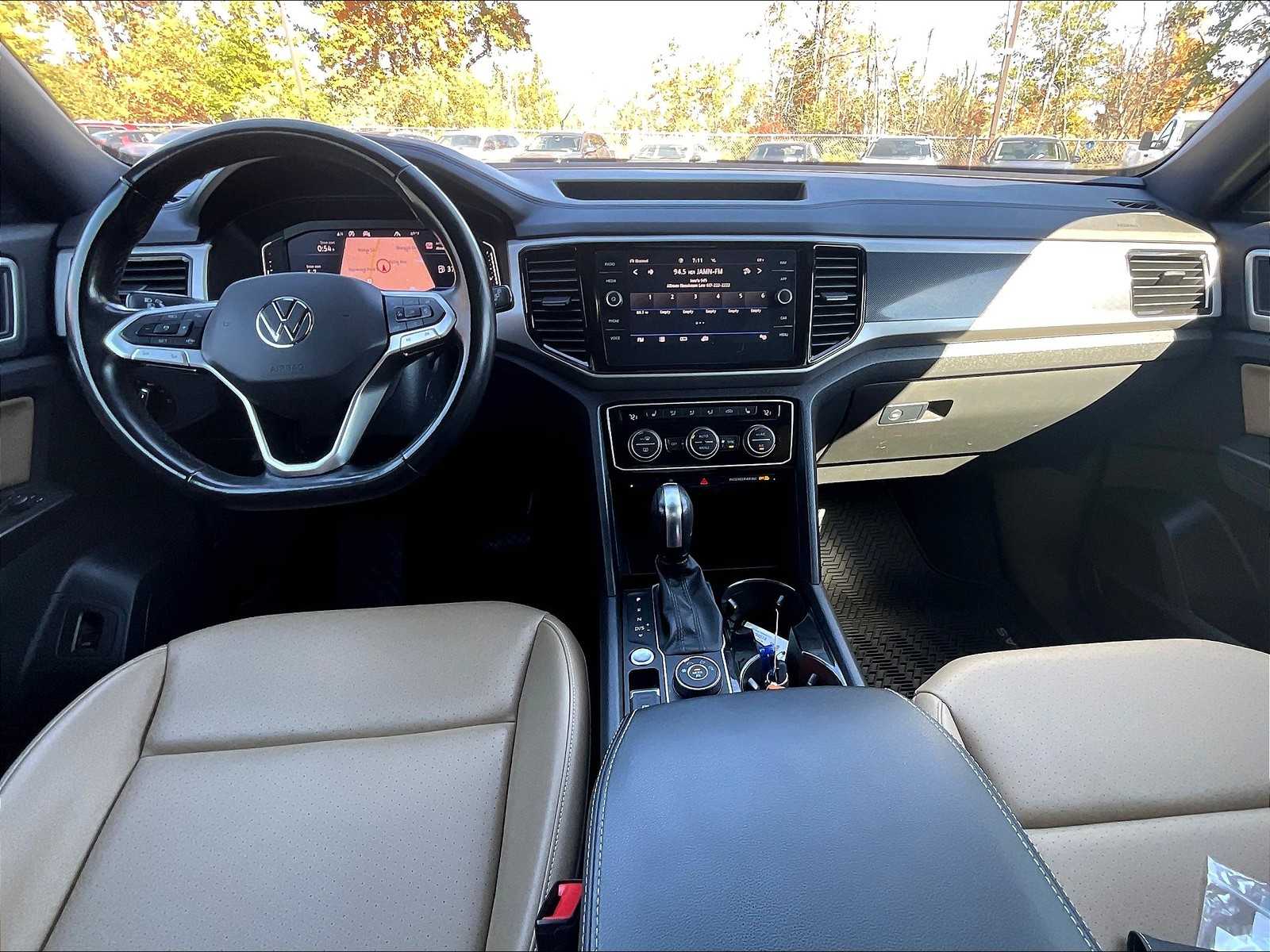 2020 Volkswagen Atlas Cross Sport 3.6L V6 SEL - Photo 21