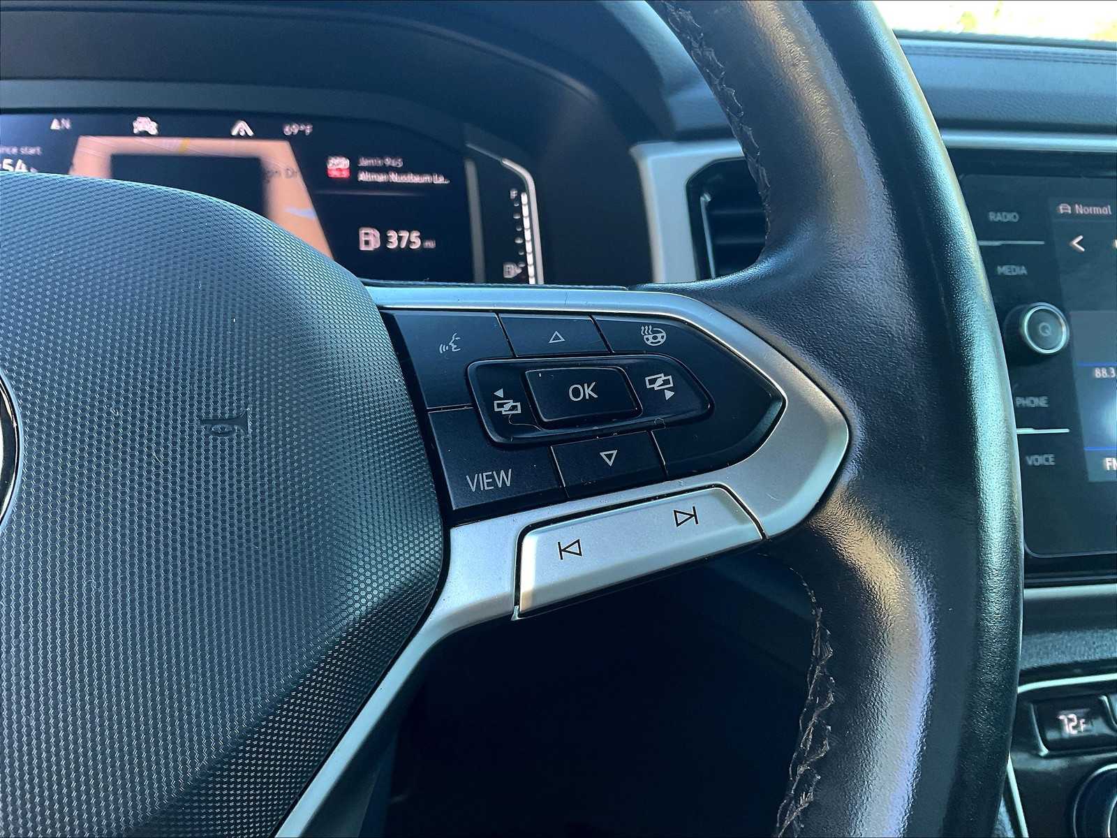 2020 Volkswagen Atlas Cross Sport 3.6L V6 SEL - Photo 23