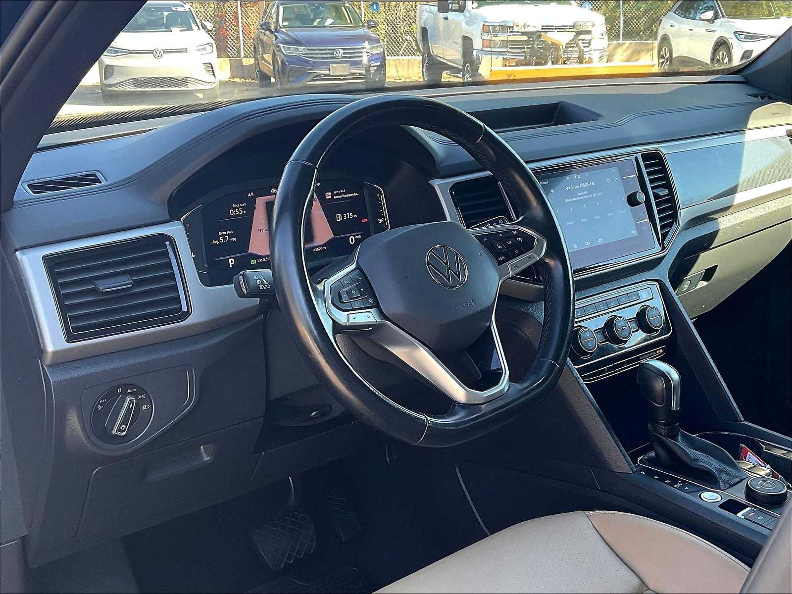 2020 Volkswagen Atlas Cross Sport 3.6L V6 SEL - Photo 8