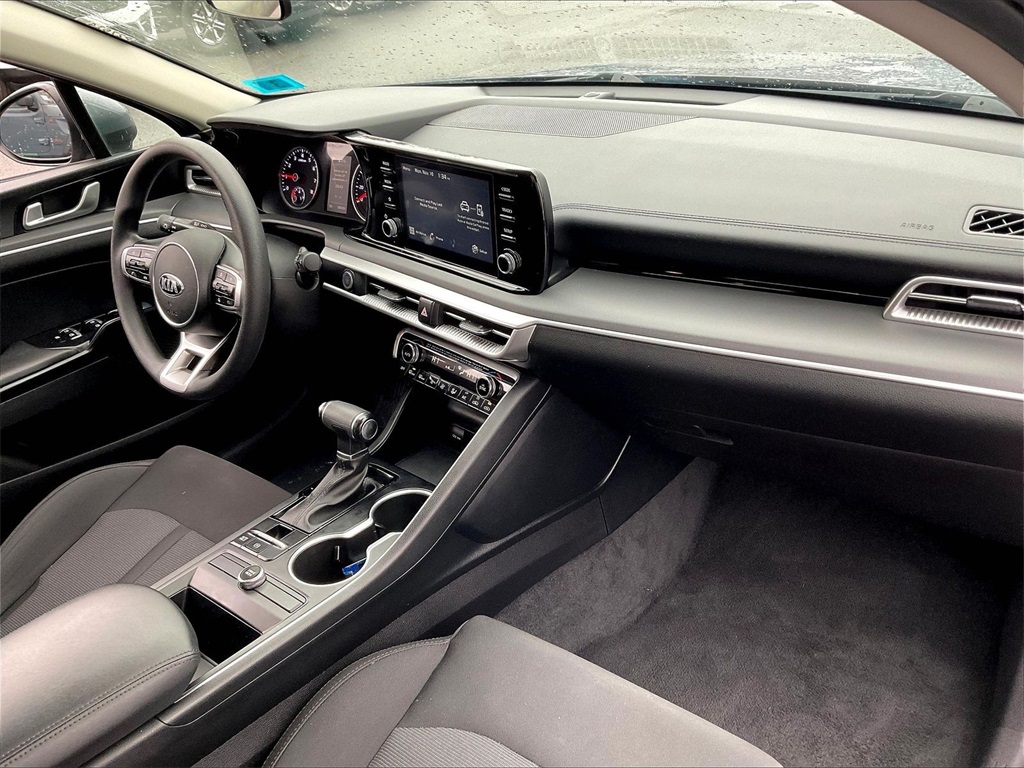2021 Kia K5 LXS - Photo 13