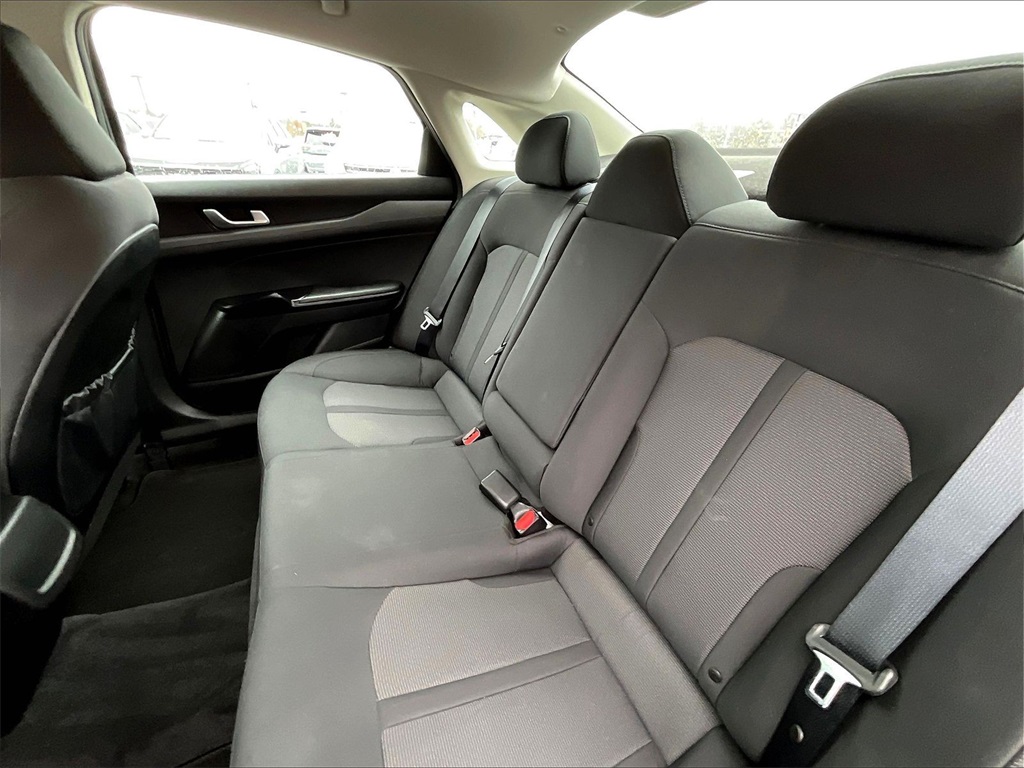 2021 Kia K5 LXS - Photo 14