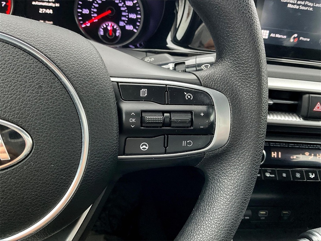 2021 Kia K5 LXS - Photo 22