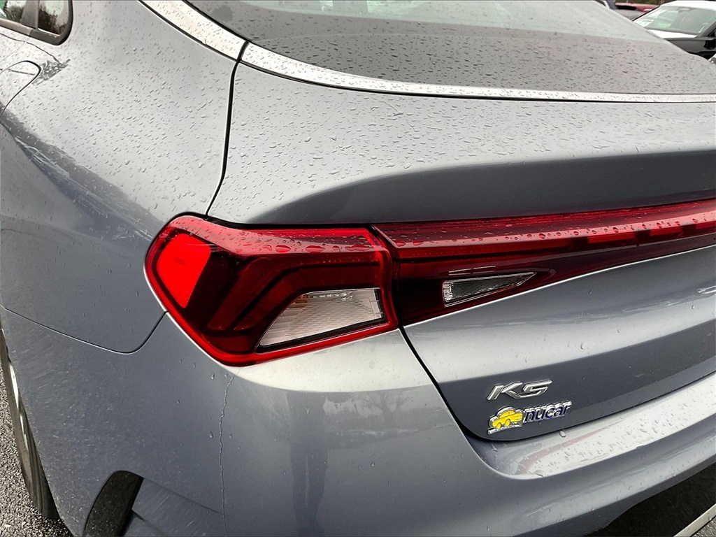 2021 Kia K5 LXS - Photo 30