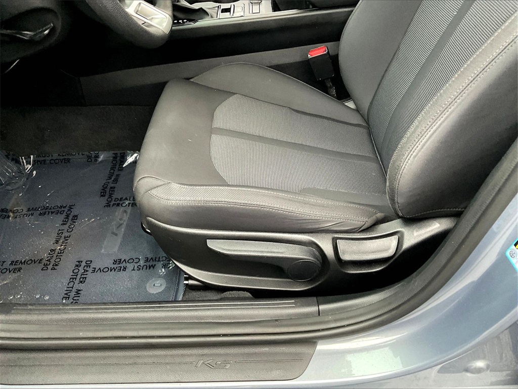 2021 Kia K5 LXS - Photo 33