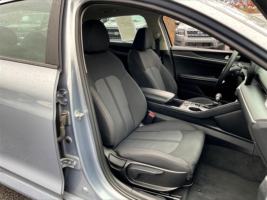 2021 Kia K5 LXS - Photo 10